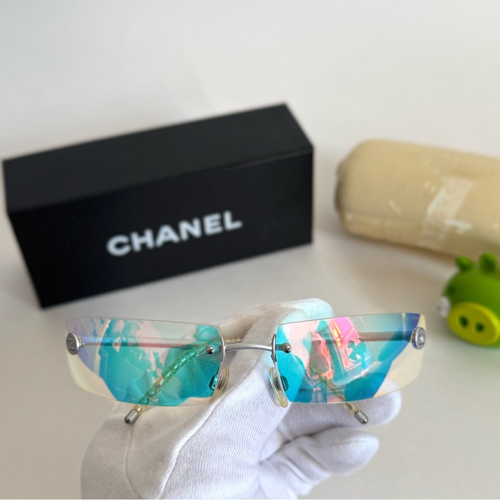 Chanel Multicolor Rimless Sunglasses - Picture 7 of 11